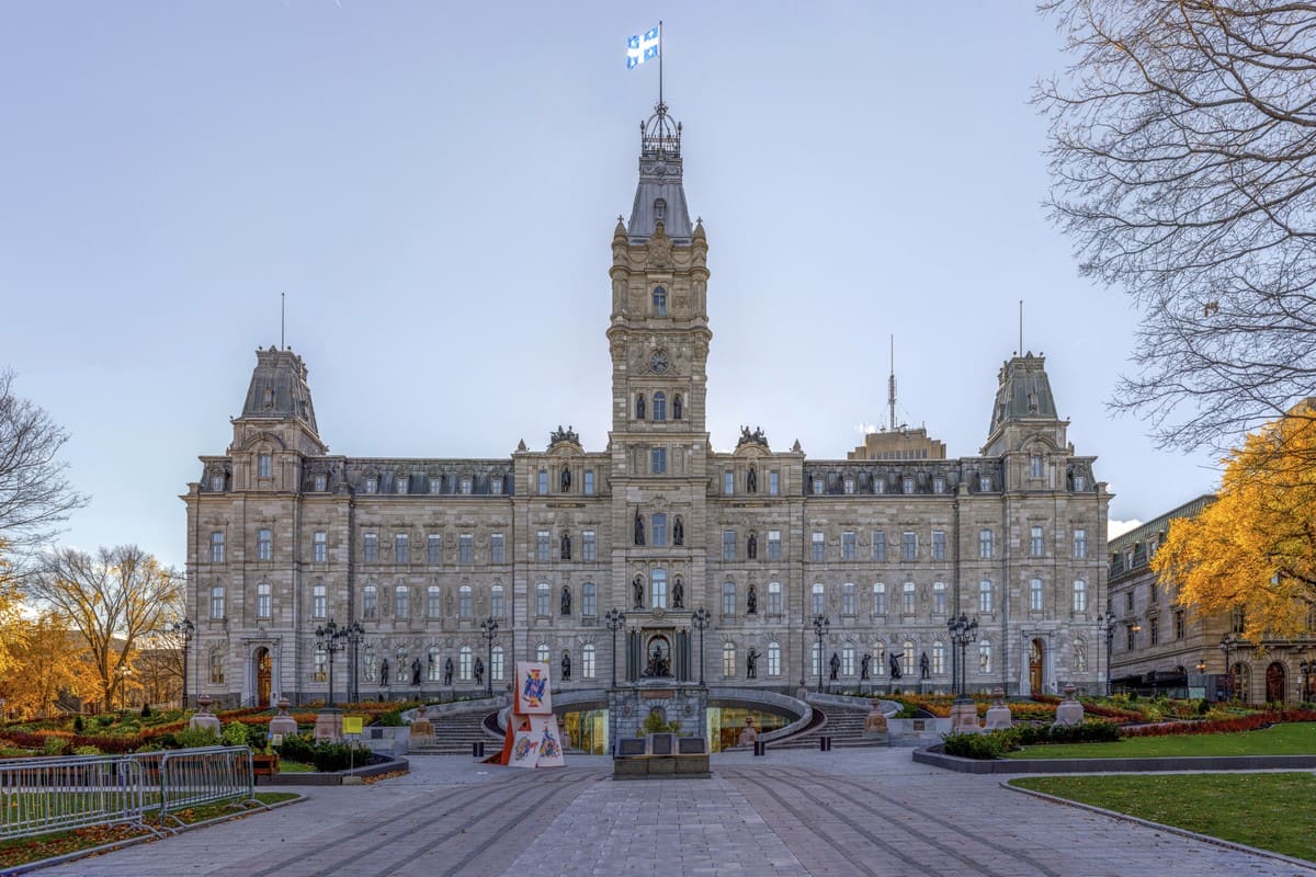 Élections Québec 2026 : indécis, majorité du PQ, référendum, Santé Québec, des promesses à l'épreuve du réel